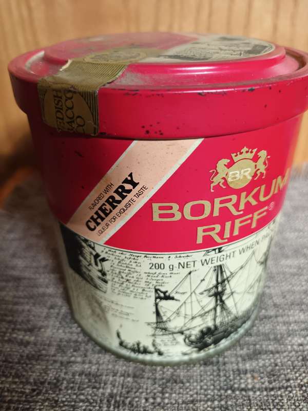 Vintage Borkum Riff Tabacco Tin