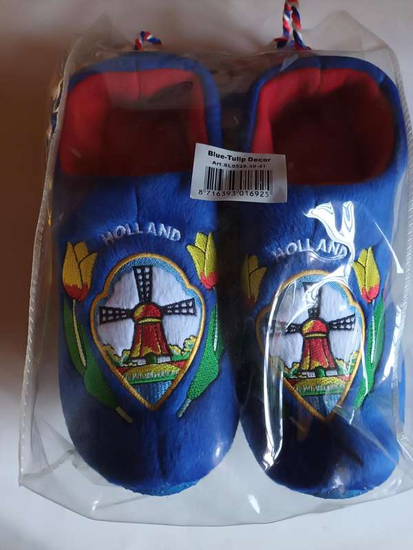 Holland Material Slippers - New