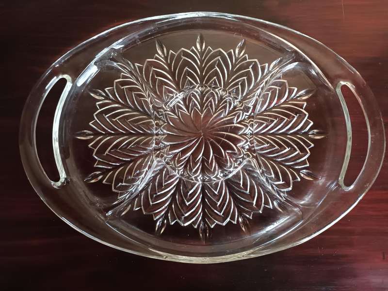 Large Stylish Cutglass Oval Snacks Tray