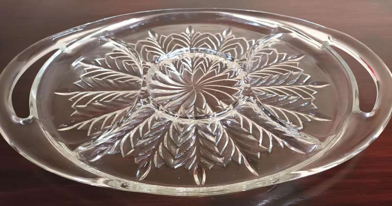 Large Stylish Cutglass Oval Snacks Tray