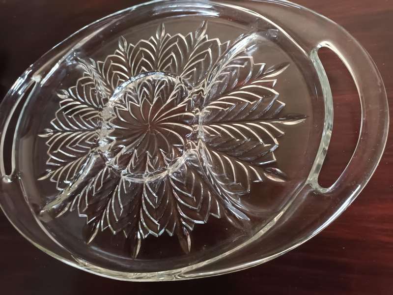 Large Stylish Cutglass Oval Snacks Tray