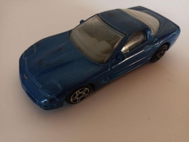 Burango Chev Corvette Scale 1/43