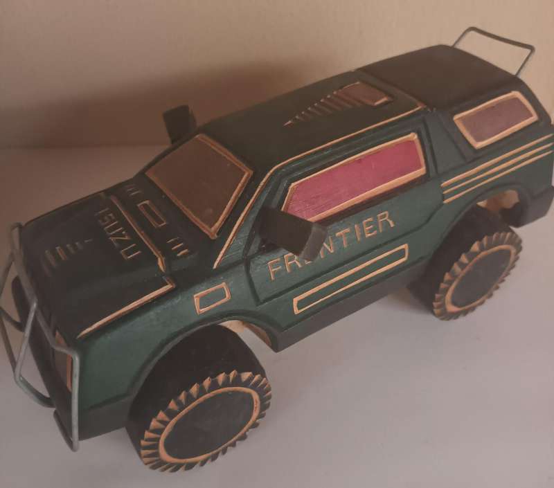 Detailed Wooden Isuzu Frontier Model