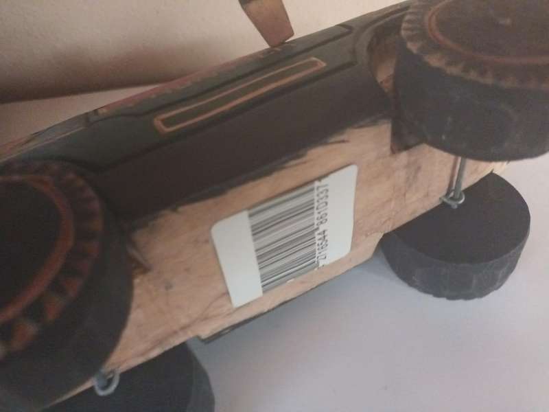Detailed Wooden Isuzu Frontier Model
