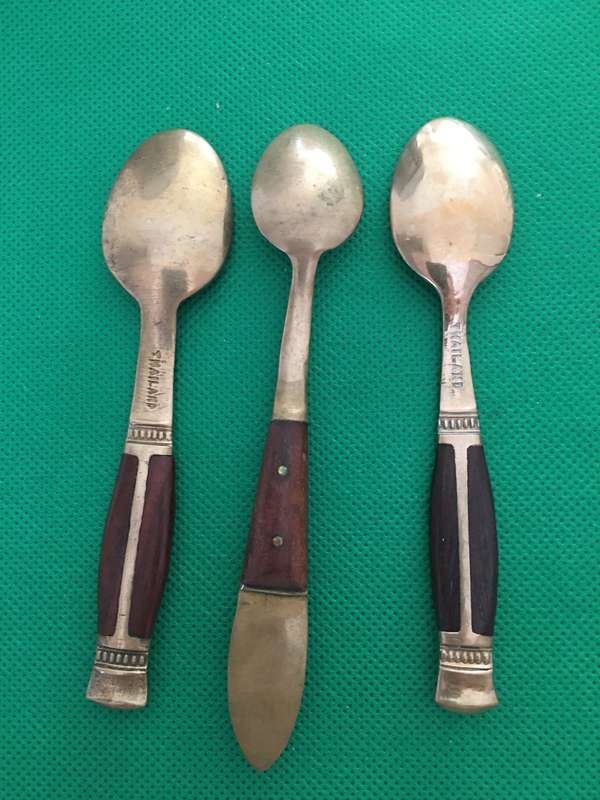 VINTAGE 30'S - 70'S MID CENTURY FRUIT SPOONS SIAM THAILAND BRASS AND ROSE WOOD