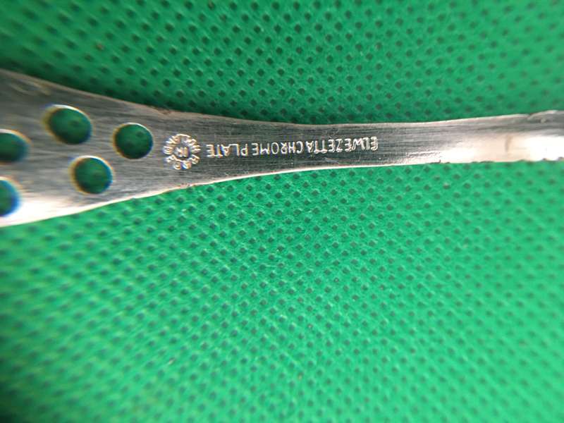 VINTAGE CHROME PLATED TEASPOONS - ELWEZETTA CHROME  PLATED MADE IN HOLLAND X 3