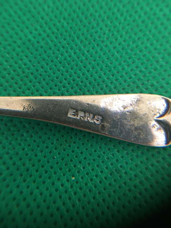 VINTAGE CHEESE KNIVES AND CAKE FORK PLATED  X 3 ITEMS EPNS AND NICKLE SILVER