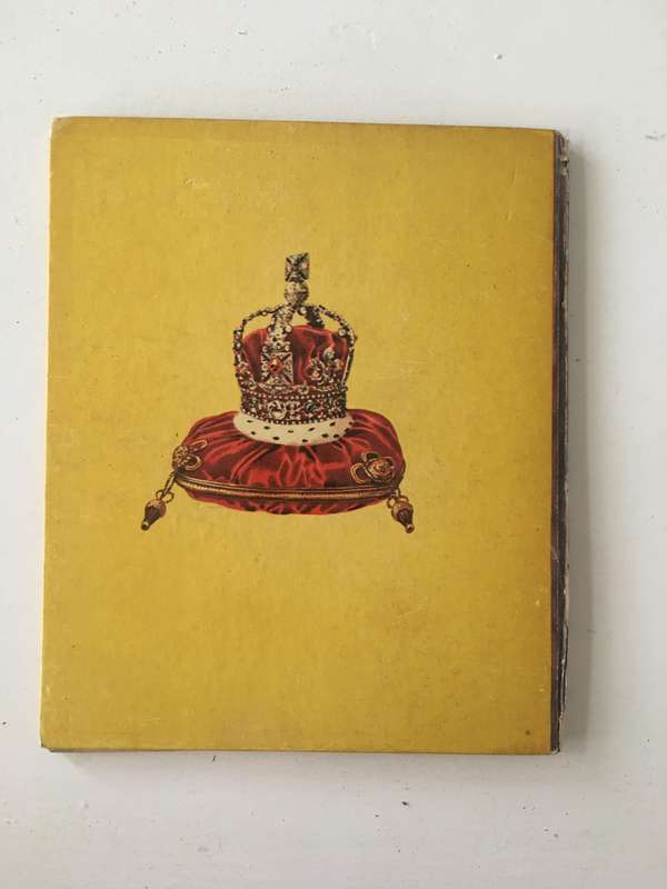 VINTAGE HARD COVER BOOK - THE STORY OF OUR QUEEN - ENID BLYTON - 1953 - EXTREMELY RARE
