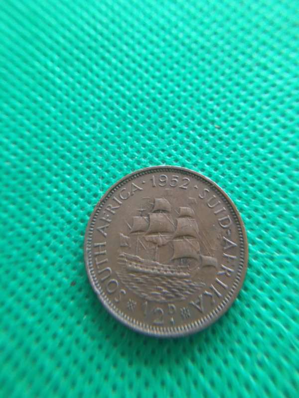 SOUTH AFRICA 1952 HALF PENNY
