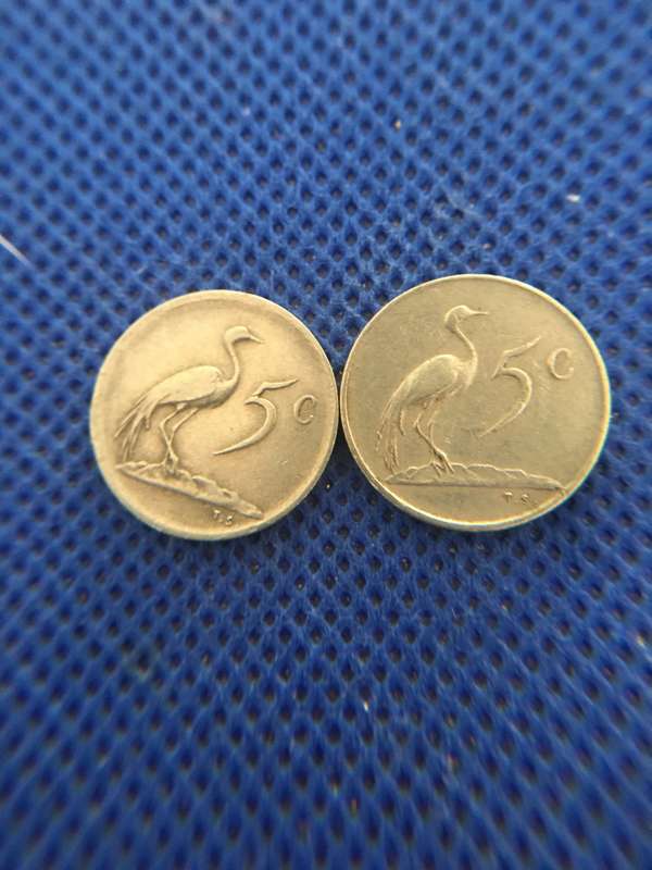 SOUTH AFRICA - TWO 5c COINS 2 PRESIDENTIAL COINS - 1976 - 1982