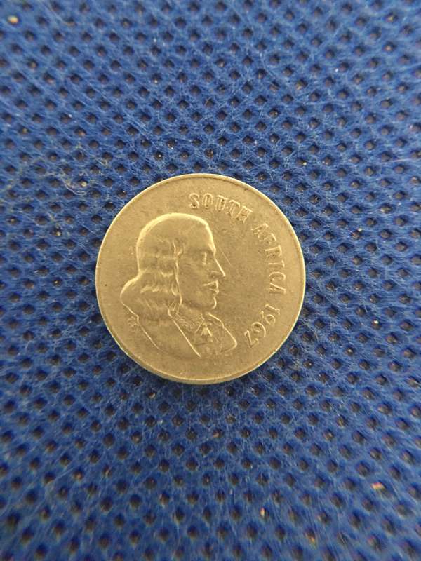 SOUTH AFRICA 5c COINS X 2 BOTH ENGLISH - JAN VAN RIEBEECK - 1965 - 1967