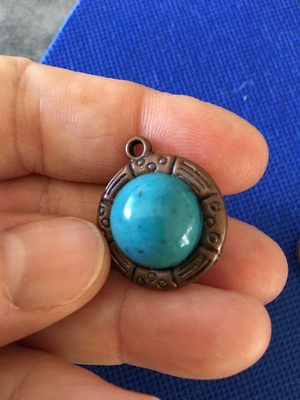 VINTAGE EARRINGS