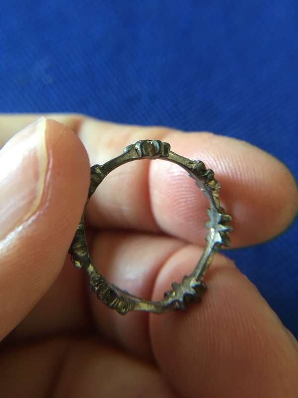 VINTAGE RING WITH  STONES