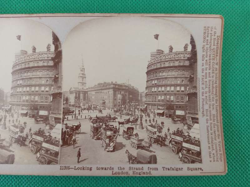 VICTORIAN  STEREO SCOPE CARD - TRAFALGAR LONDON