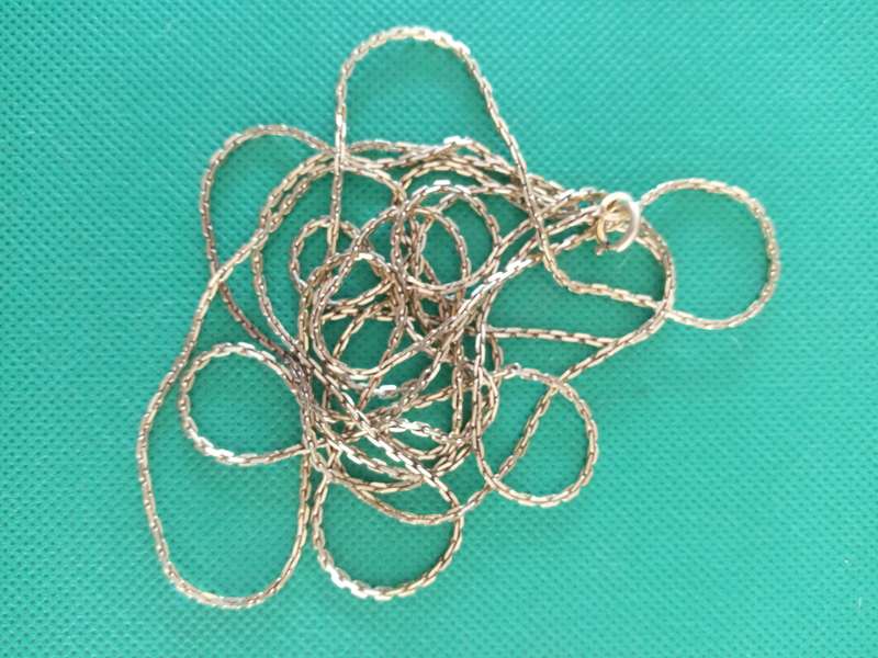 LOVELY VINTAGE ROLLED GOLD CHAIN NECKLACE