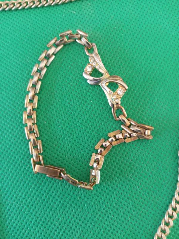 LOVELY  NECKLACE AND BRACELET