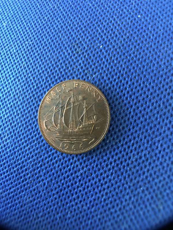GREAT BRIAIN HALF PENNY 1966