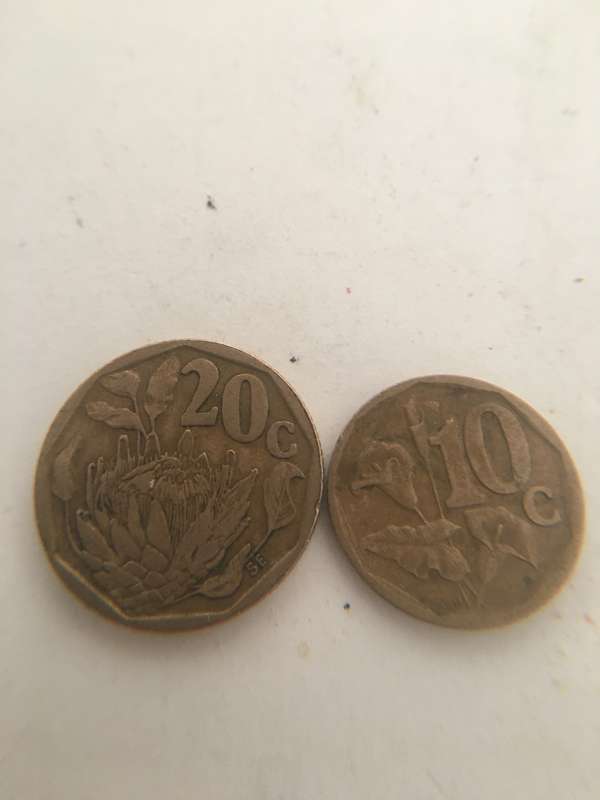 SOUTH AFRICA LOT OF 2 COINS 20c  10c BOTH CRESTED  (5)