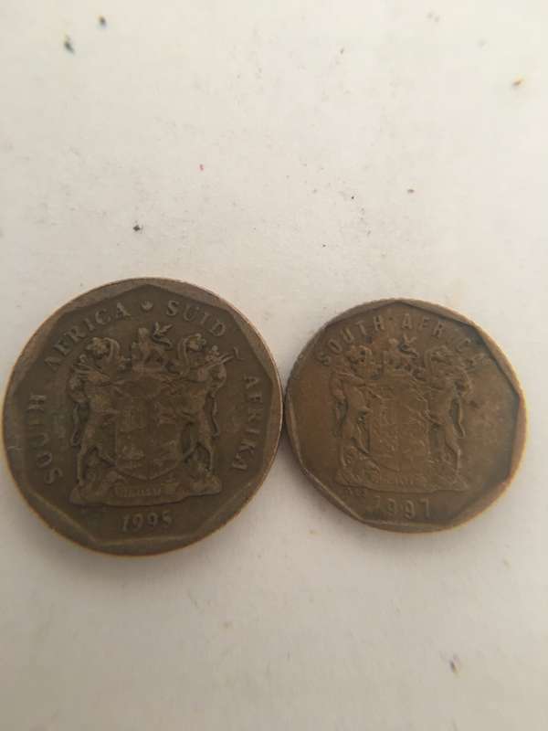 SOUTH AFRICA  LOT OF TWO COINS - 20c AND 10c COINS (8) BOTH CRESTED
