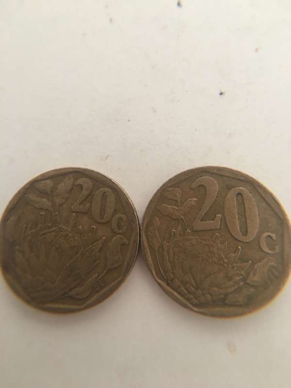 SOUTH AFRICA LOT OF TWO COINS  - 20c  NOTE 20c on rear one larger than other (9)