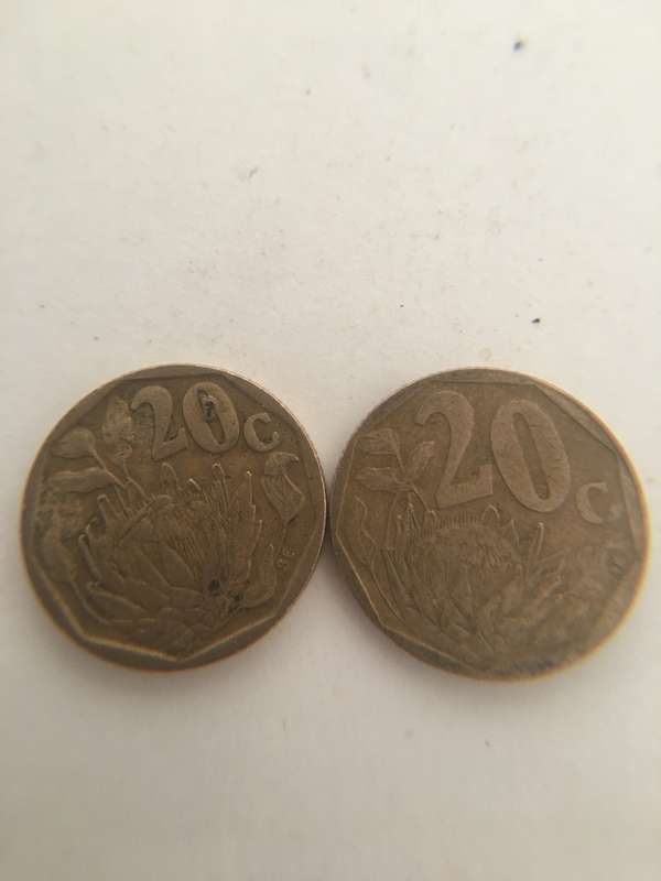 SOUTH AFRICA LOT OF TWO COINS 20c  NOTE 20c LARGER THAN THE OTHER (11)