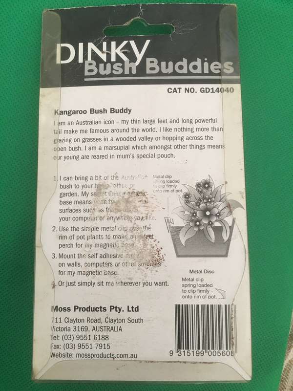 VINTAGE POT PLANT HOLDER - DINKY BUSH BUDDDIES - KANGAROO STILL IN PACKAGING