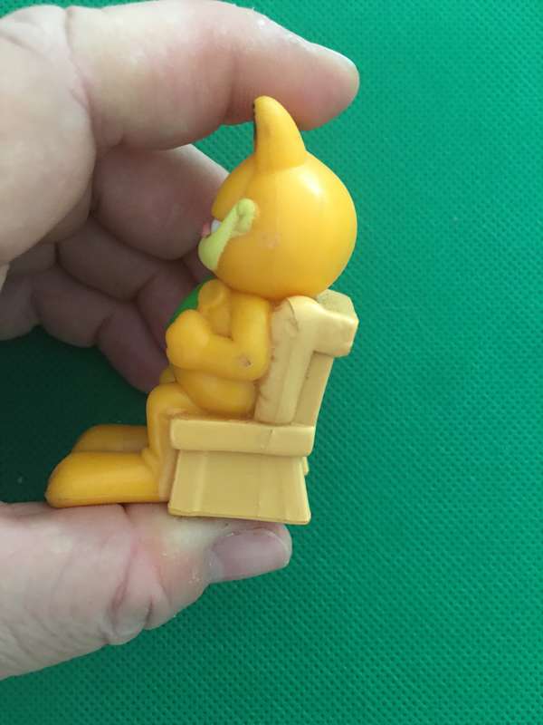 VINTAGE GARFIELD FIGURE