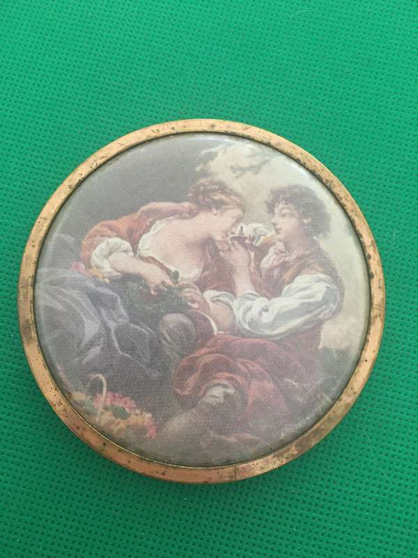 VINTAGE BRASS  POWDER COMPACT WITH MIRROR