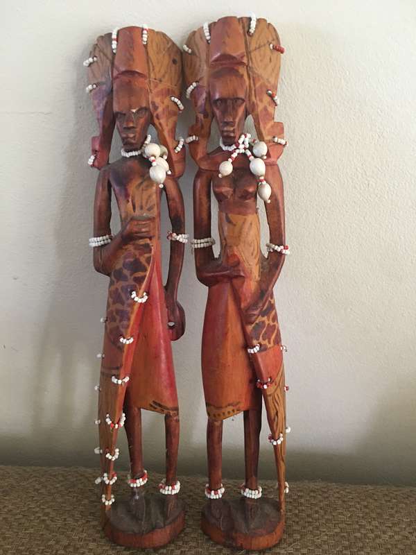 BEAUTIFUL CARVED WOODEN MASAI PAIR OF DOLLS 30CM TALL