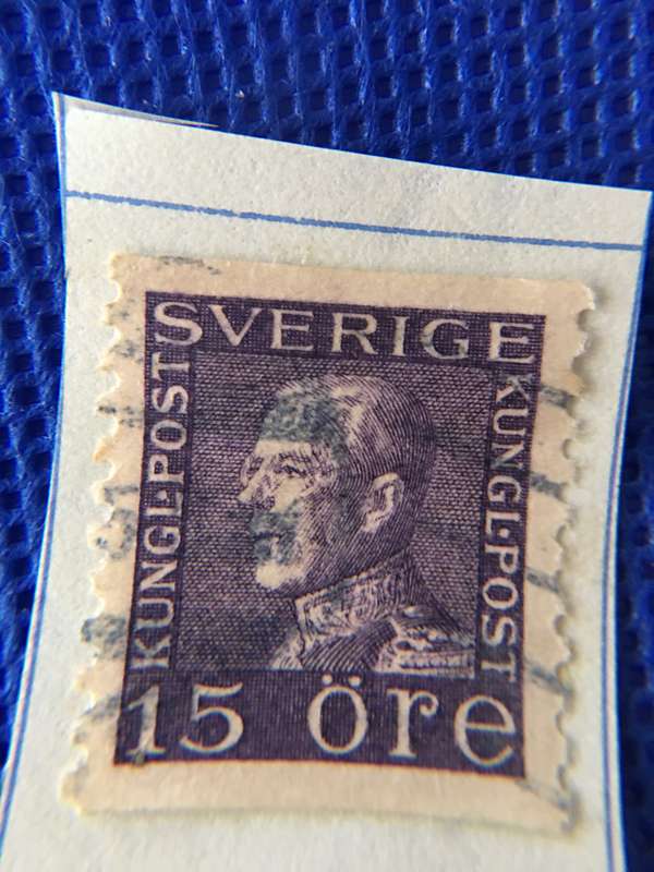 SWEDEN RARE  KING GUSTAV USED 15 ORE STAMP