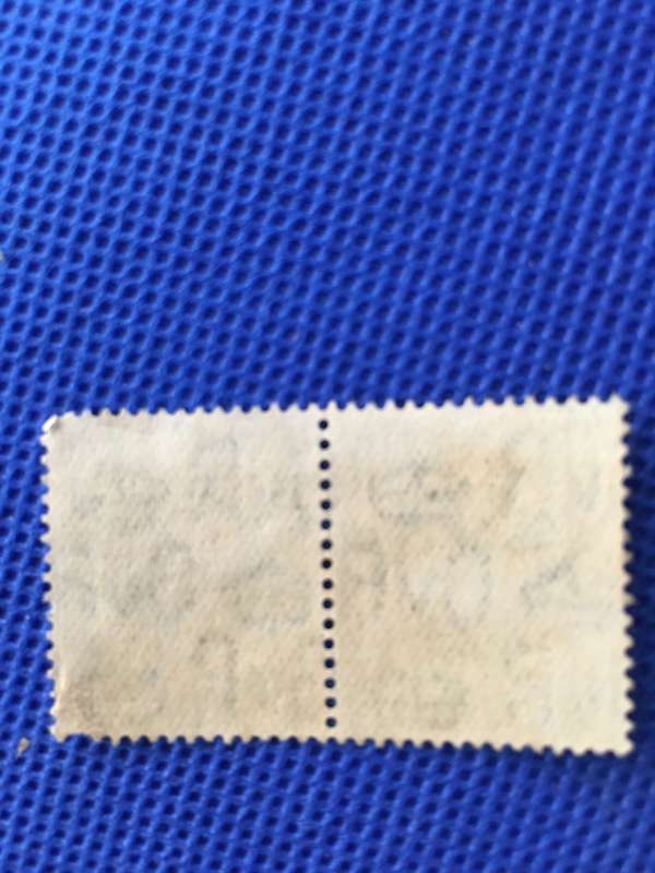 GREAT BRITAIN KING GEORGE HALF PENNY USED PAIR OF STAMPS