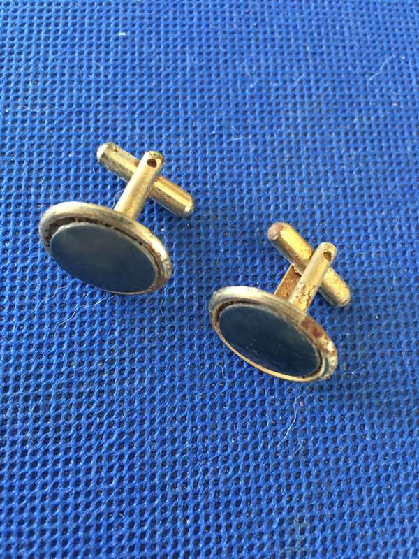 VINTAGE CUFFLINKS