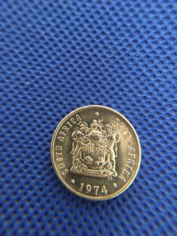 SOUTH AFRICA  LOT OF 9 CRESTED COINS  - (A12)  R1   50c  20c  10c  5c  5c 2c 1c 1/2c