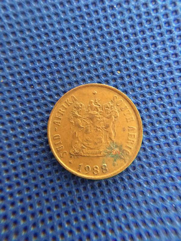 SOUTH AFRICA  LOT OF 9 CRESTED COINS  - (A12)  R1   50c  20c  10c  5c  5c 2c 1c 1/2c