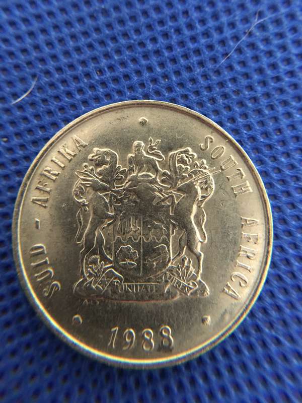 SOUTH AFRICA LOT OF CRESTED COINS NOTE BLUE LUSTER ON SOME  9 COINS  (A13)