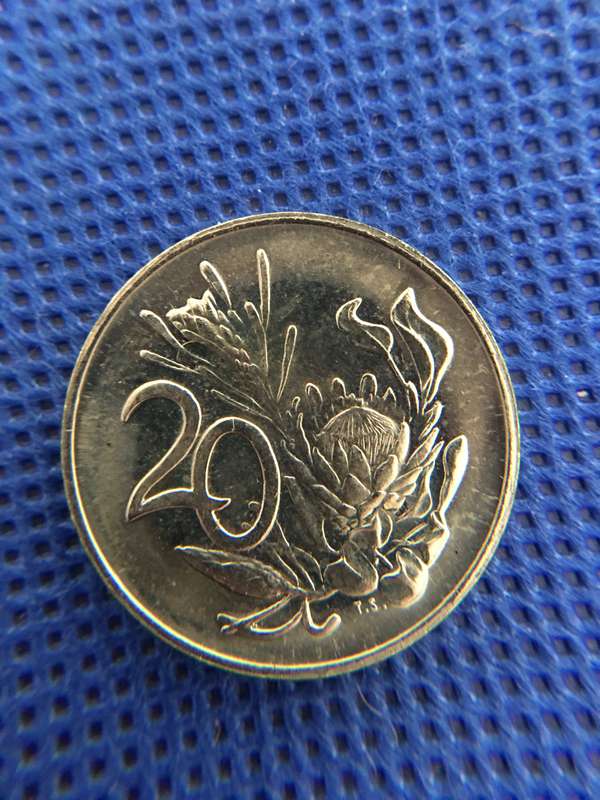 SOUTH AFRICA LOT OF CRESTED COINS NOTE BLUE LUSTER ON SOME  9 COINS  (A13)
