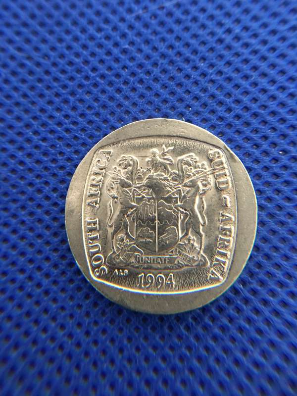 SOUTH AFRICA  - LOT OF 5 COINS - R5 INAUGORATION -  50c -  20c  5c  x 2     (A17)