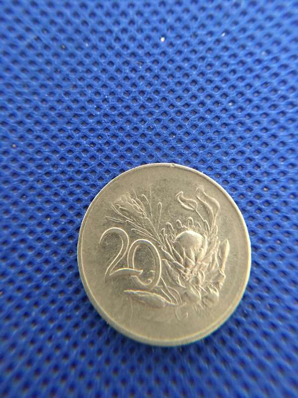 SOUTH AFRICA - 20c  COIN - 1966 ENGLISH - JAN VAN RIEBEECK
