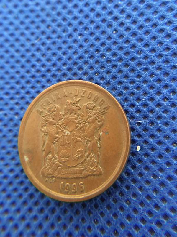 SOUTH AFRICA LOT OF 4 COINS - 1c  2c  5c  50c  all crested
