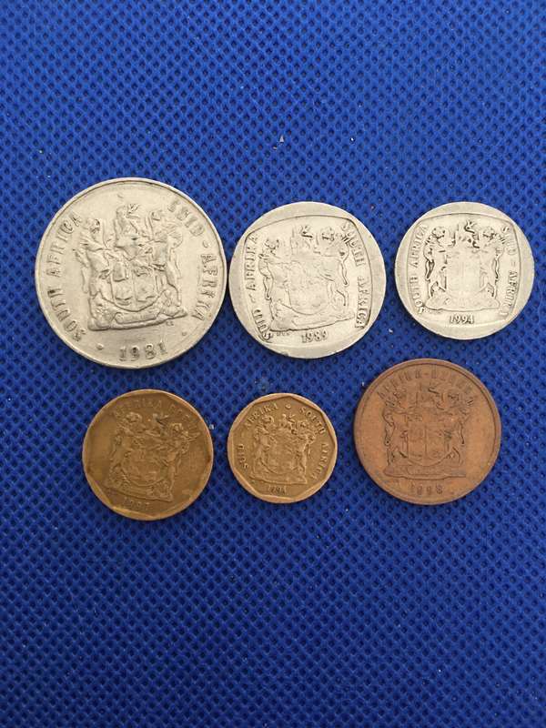 SOUTH AFRICA LOT OF 6 COINS -  (A3)  LOT OF 6 COINS R2  R1  50c 20c 10c 5c all crested coins