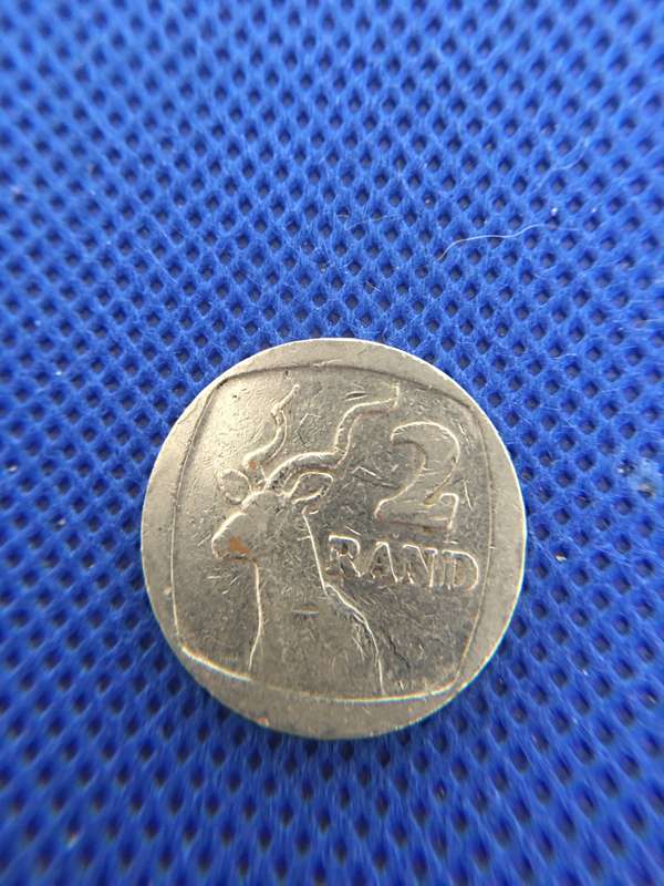 SOUTH AFRICA LOT OF 6 COINS -  (A3)  LOT OF 6 COINS R2  R1  50c 20c 10c 5c all crested coins