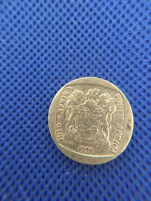 SOUTH AFRICA - LOT OF 5 COINS - (A4)   R2  R1 20c 5c 2c all crested