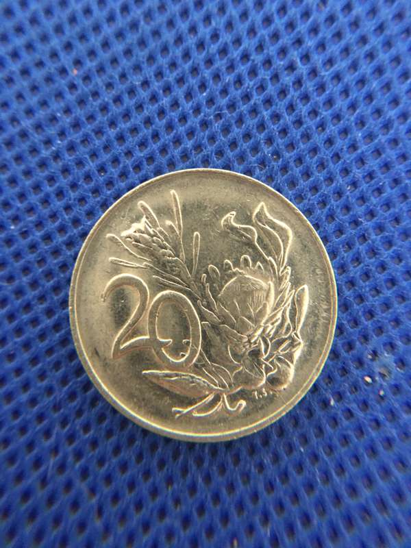 SOUTH AFRICA - LOT OF 5 COINS - (A4)   R2  R1 20c 5c 2c all crested