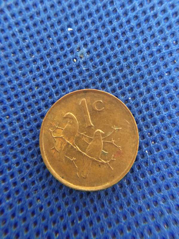 SOUTH AFRICA LOT OF 4 COINS  (A7) 2c  1c  5c 2c all crested coins