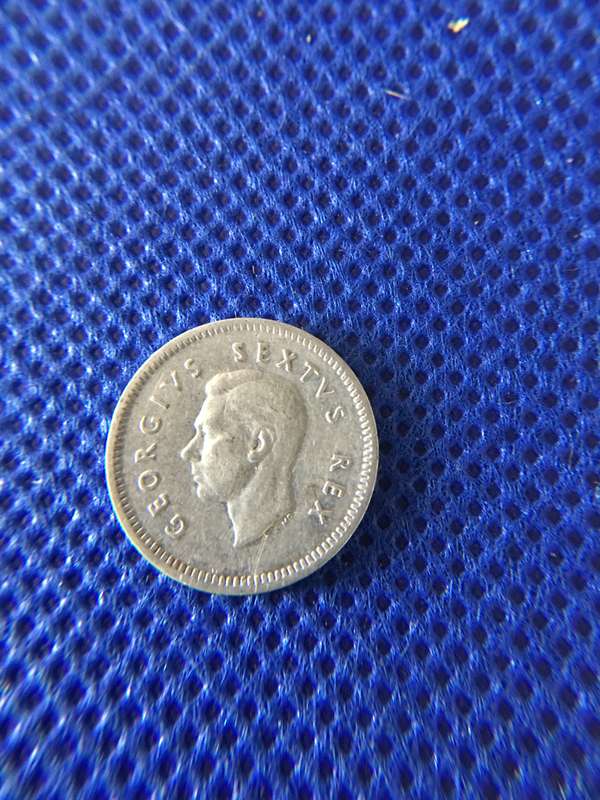 SOUTH AFRICA -  1950  - 3 PENCE 3D OR TICKY