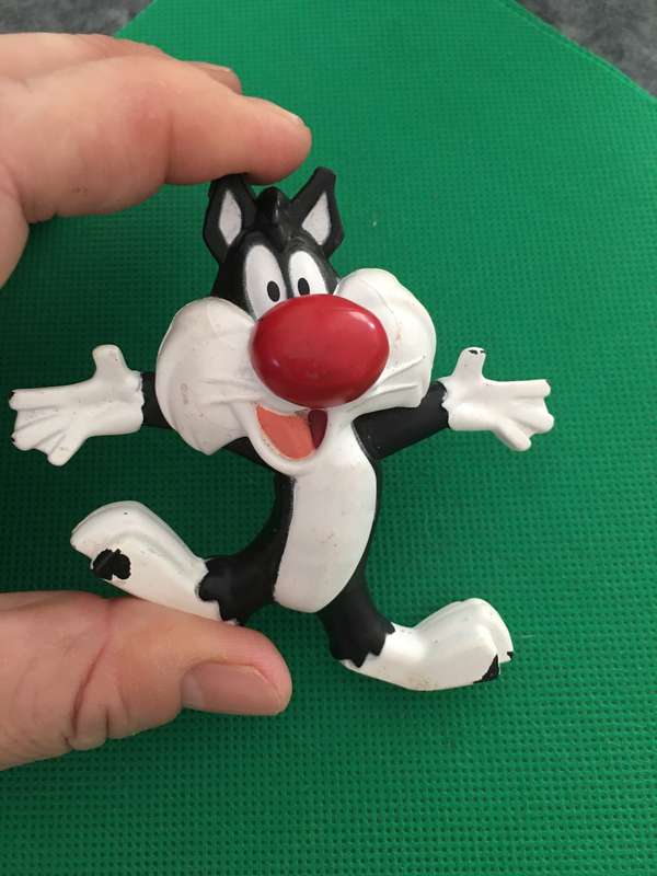 LOONEY TOONS - SYLVESTER  PVC FIGURE