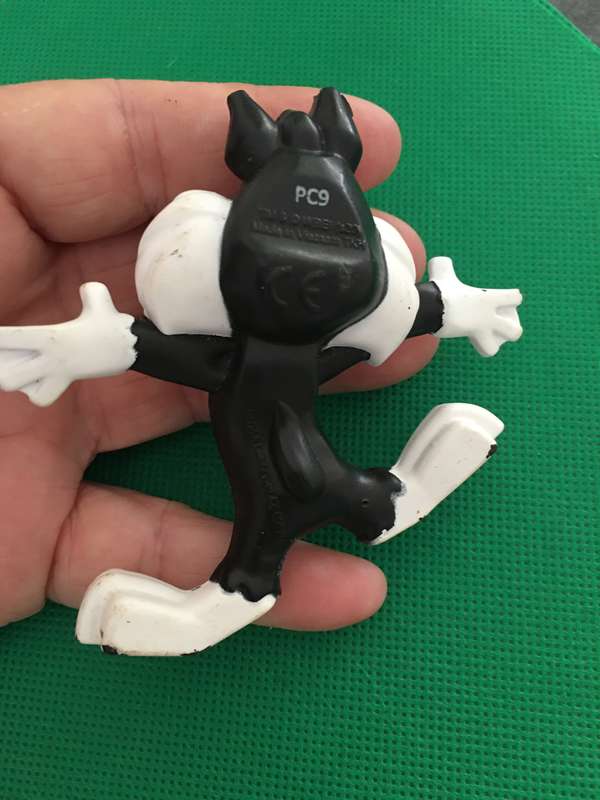 LOONEY TOONS - SYLVESTER  PVC FIGURE
