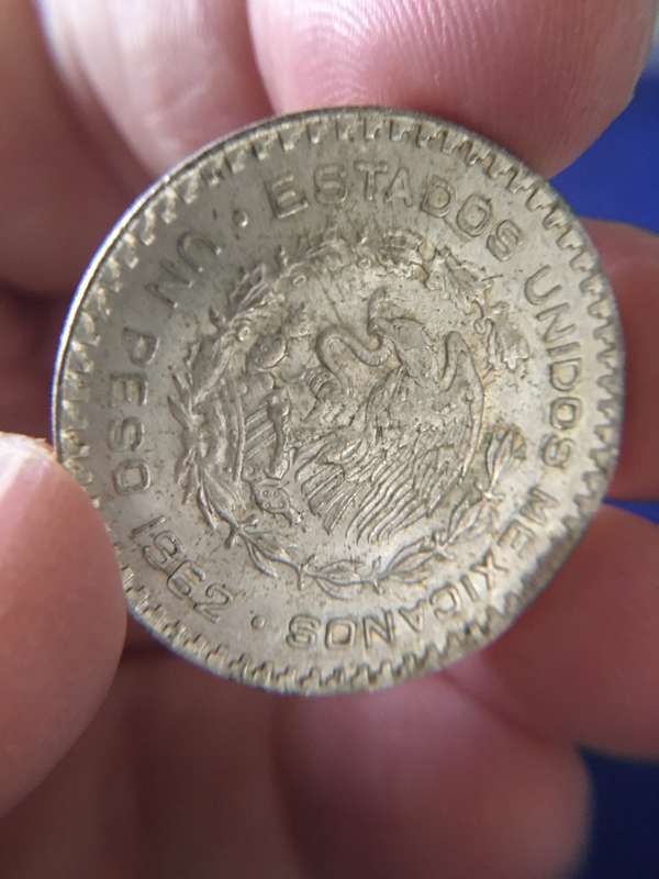 MEXICO - VINTAGE LARGE MEXICO 1 PESO  SILVER COIN 1962