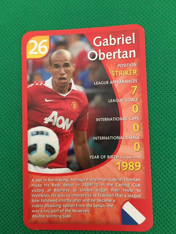 TOPPS TRUMPS TRADING CARD - SOCCER - MANCHESTER UNITED - 2011 - NO. 26 - GABRIEL OBERTAN