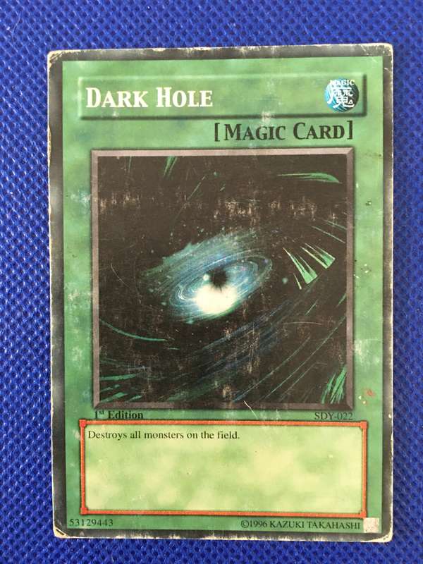 YU-GI-OH TRADING CARD - DARK HOLE